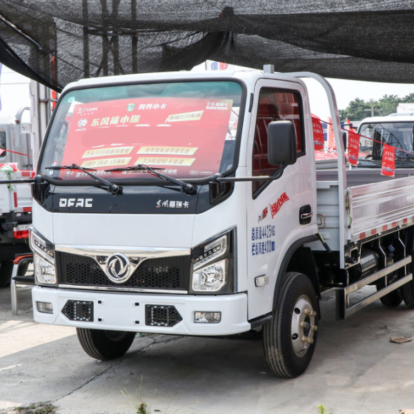 东风福小瑞3米8柴油车